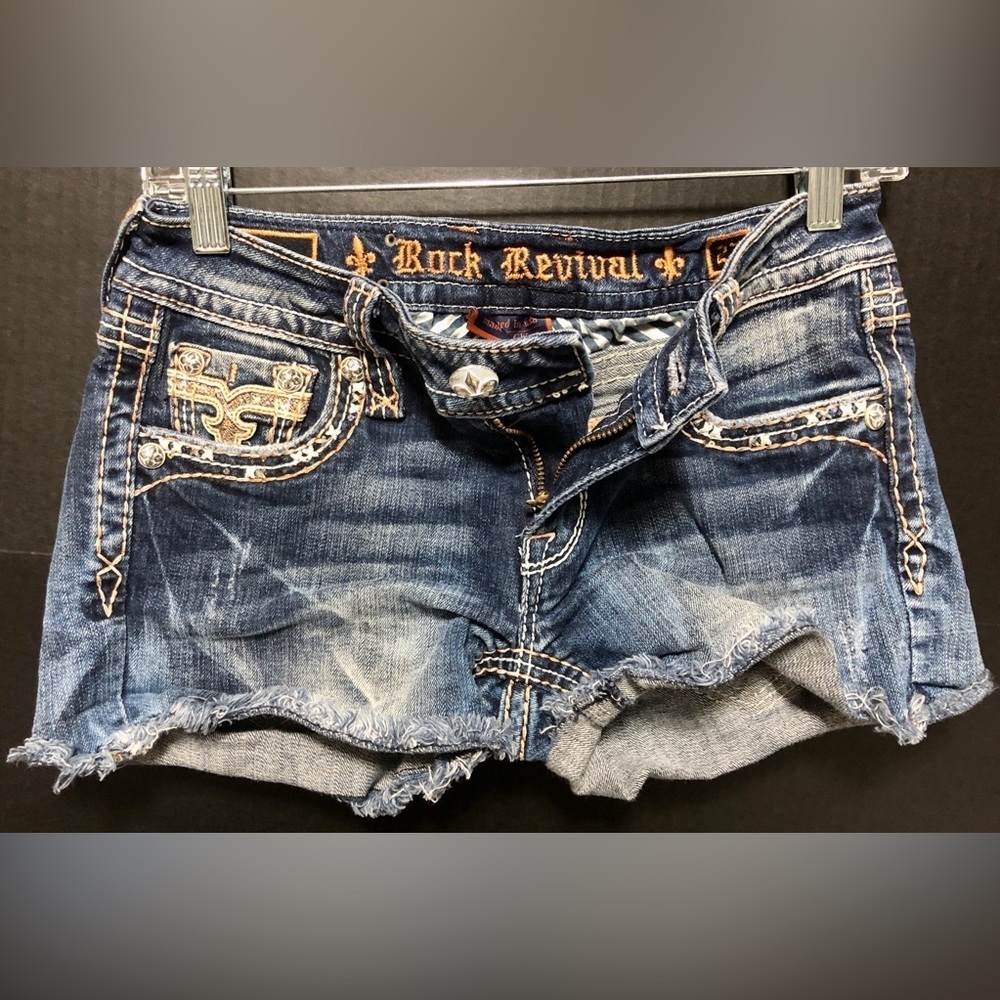 💘Rock Revival ⚜️ Angie Blue Distressed Denim Shorts - Picture 3 of 11